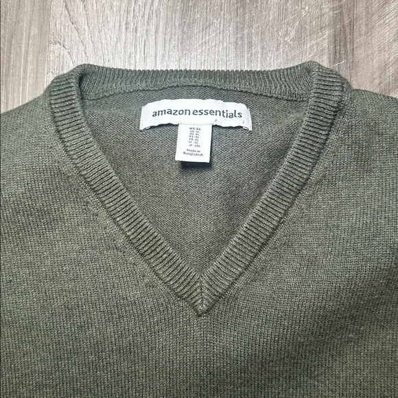 Amazon Essentials Olive Green V-Neck Sweater - XL - Picture 5 of 6